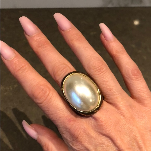 Vintage Ring - Picture 1 of 3